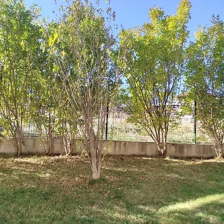 One-bedroom In Cedar 3